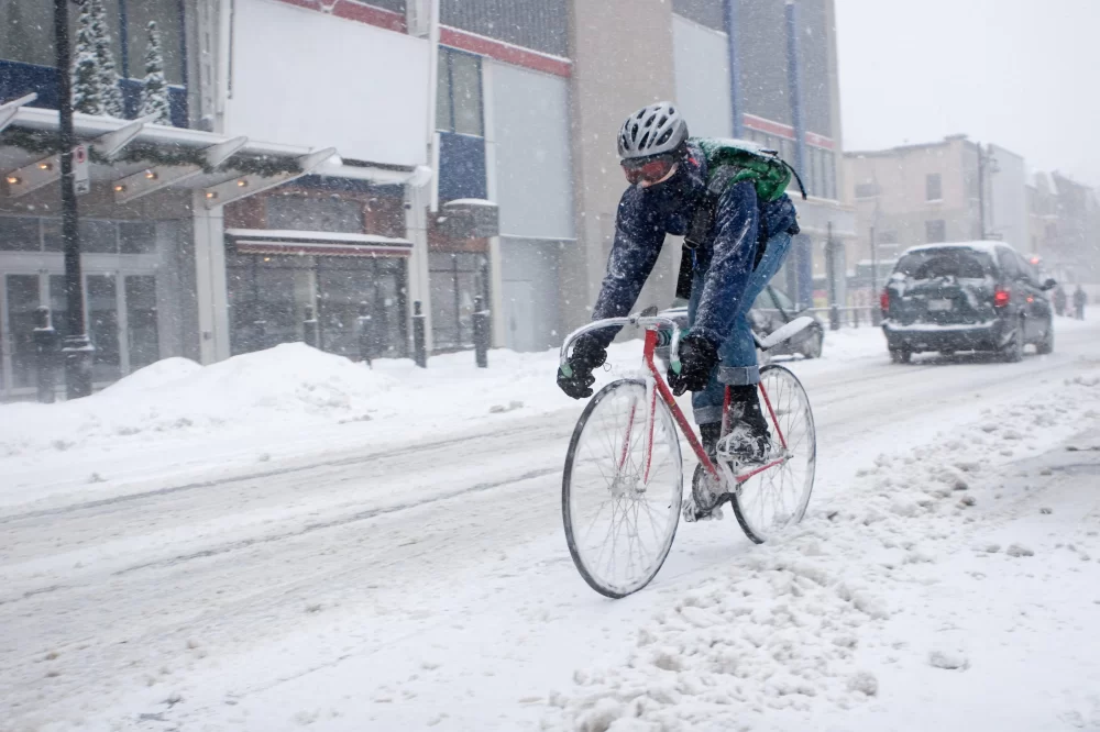 How to Bike Through Winter Weather Safely: Tips & Advice for Cyclists
