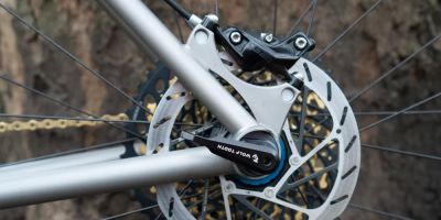 Understanding Mountain Bikes with Thru-Axle Wheels: A Complete Guide