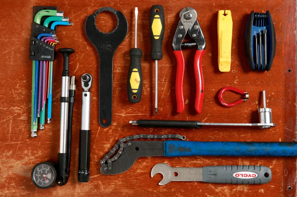 Essential Bike Tools for On-the-Road Repairs: A Cyclist's Guide to Emergency Maintenance