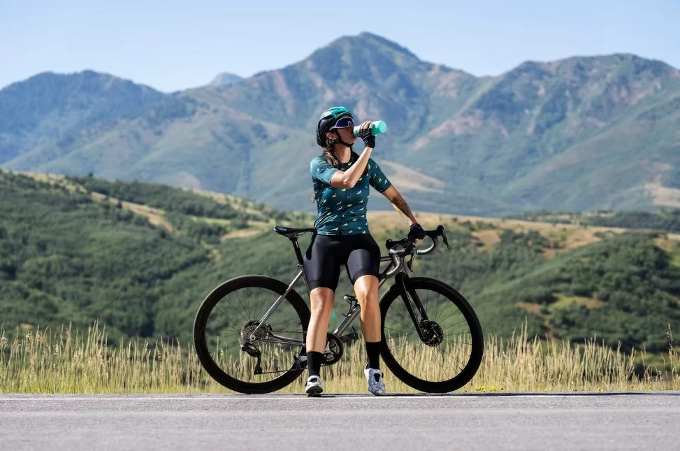 Enhancing Your Ride: Mountain Bikes with Adjustable Tire Lever for Easy Maintenance