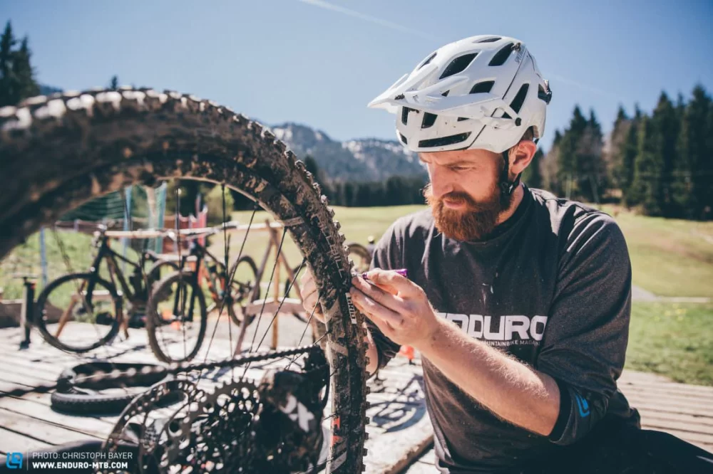 Benefits and Insights of Mountain Bikes with Tubeless-Ready Rims for Ultimate Riding Experience