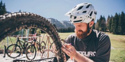 Benefits and Insights of Mountain Bikes with Tubeless-Ready Rims for Ultimate Riding Experience